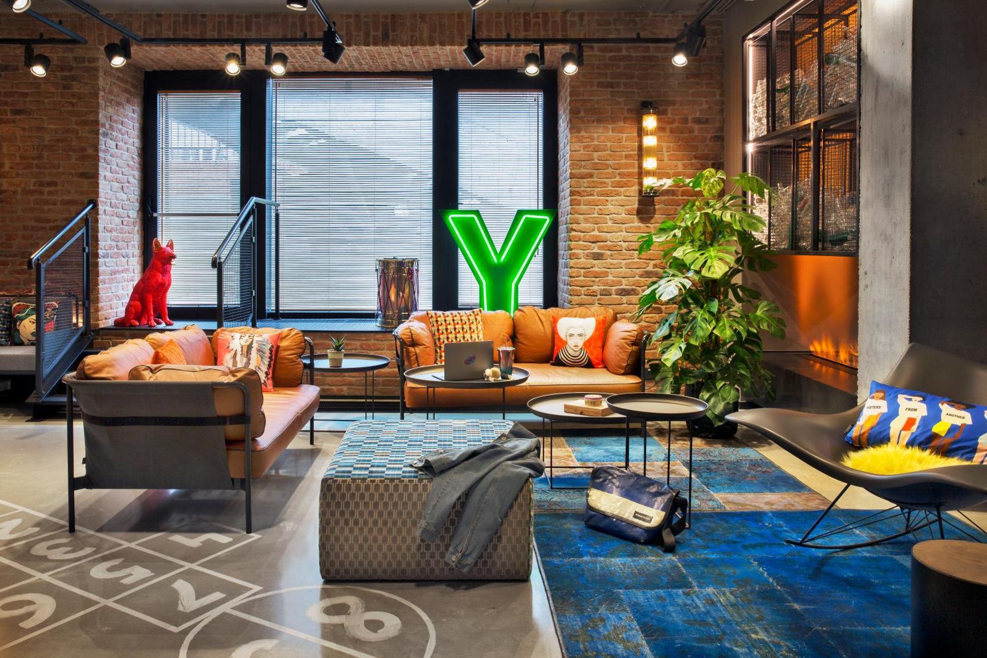 Moxy Praga Hotel 3*